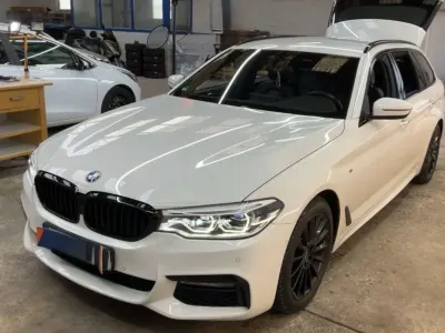 Gebraucht BMW 520 M Sport 190 PS (139 kW) 2018 Weiß Kombi