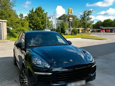 Gebraucht Porsche Cayenne 262 PS (192 kW) 2015 Blau SUV