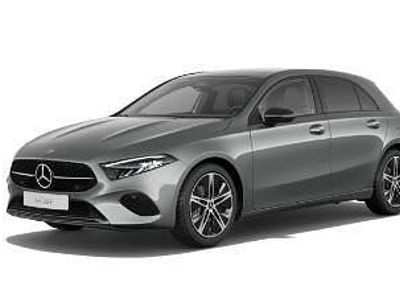 Gebraucht Mercedes A180 Night 136 PS (100 kW) 2026 Metalliclack mountaingrau Limousine