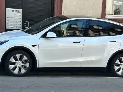 Gebraucht Tesla Model Y 378 kW (514 PS) 2022 Weiß SUV
