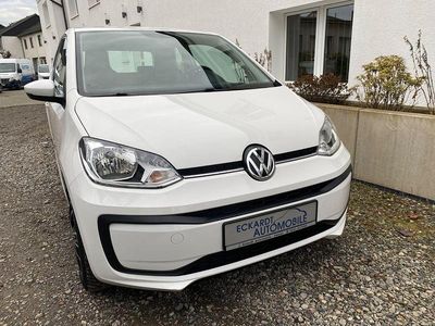 Weiß Gebraucht 2017 VW up! move up! Kleinwagen | 6.900 € (Fairer Preis)