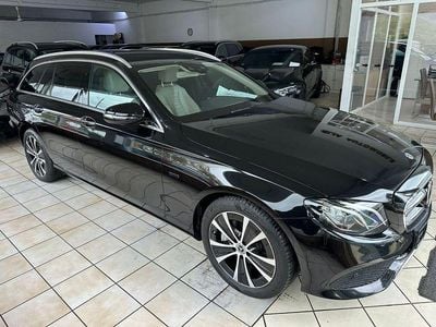 Schwarz Gebraucht 2020 Mercedes E300 Avantgarde Limousine | 23.999 € (Guter Preis)