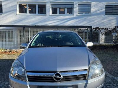 Usata Opel Astra 125 CV (91 kW) 2004 Argento Utilitaria