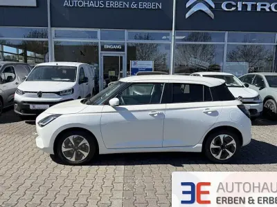 Nuova Suzuki Swift Comfort+ 83 CV (61 kW) 2026 Bianco Utilitaria