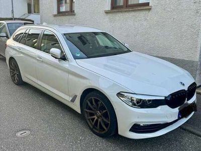 gebraucht BMW 520 520 d Touring Aut. Luxury Line