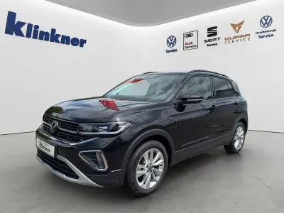 Neu VW T-Cross Life 150 PS (110 kW) 2026 Schwarz SUV