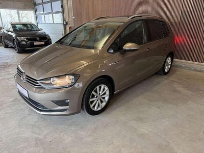 Gebraucht VW Golf Sportsvan LOUNGE 125 PS (91 kW) 2015 Pyramid gold metallic Van / Kleinbus