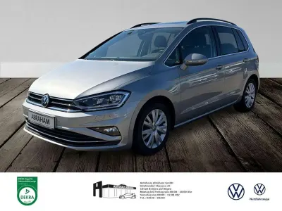 Gebraucht VW Golf Sportsvan Highline 150 PS (110 kW) 2018 Tungsten silver metallic Van / Kleinbus