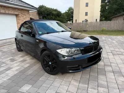 Gebraucht BMW 118 145 PS (106 kW) 2008 Schwarz Kleinwagen