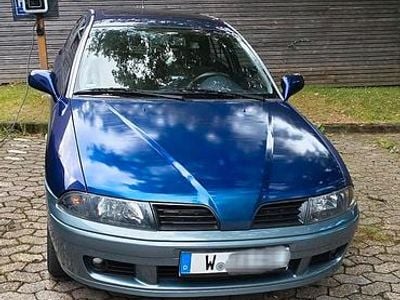 Mitsubishi Carisma