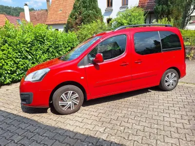 Gebraucht Citroën Berlingo 99 PS (72 kW) 2016 Rot Van / Kleinbus