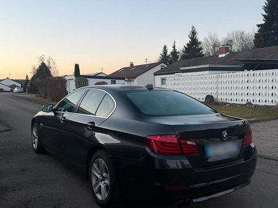 Gebraucht BMW 523 204 PS (150 kW) 2010 Schwarz Limousine