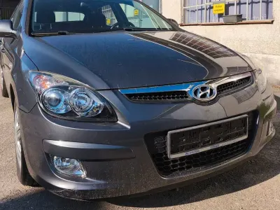 Second-hand Hyundai i30 Classic 109 CP (80 kW) 2009 Gri Berlinǎ