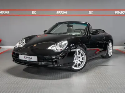 Gebraucht Porsche 911 Carrera 4 320 PS (235 kW) 2001 Brillantschwarz Cabrio