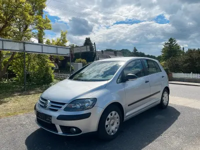 Gebraucht VW Golf V 105 PS (77 kW) 2007 Silber Limousine