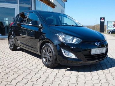 Second-hand Hyundai i20 Trend 86 CP (63 kW) 2015 Negru Hatchback