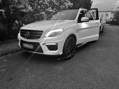 Gebraucht Mercedes ML63 AMG AMG 557 PS (409 kW) 2013 Weiß SUV