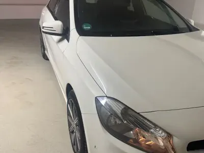 Gebraucht Mercedes A160 96 PS (70 kW) 2015 Weiß Limousine