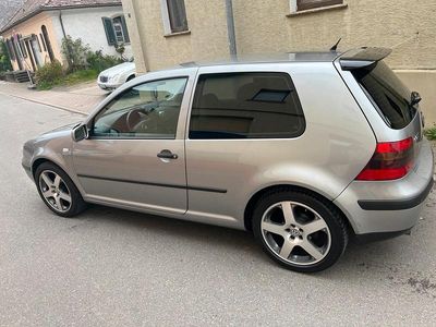 Gebraucht VW Golf IV 97 PS (71 kW) 2000 Silber Kleinwagen