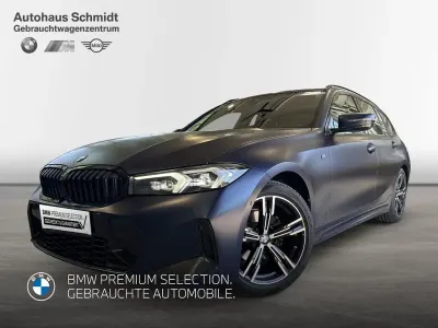 Gebraucht BMW 320 M Sport 184 PS (135 kW) 2023 Bmw individual frozen tanzanite blue Kombi