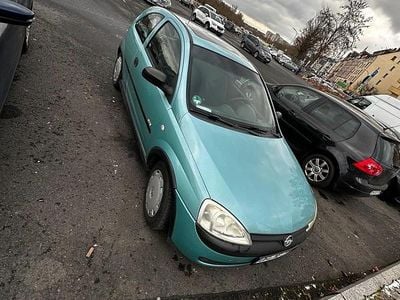 Grün Gebraucht 2002 Opel Corsa Eco Kleinwagen | 1.600 € (Guter Preis)
