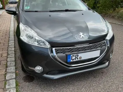 Gebraucht Peugeot 208 Allure 120 PS (88 kW) 2012 Grau Kleinwagen