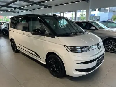 Gebraucht VW Multivan Edition 150 PS (110 kW) 2025 Andere Van / Kleinbus
