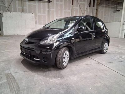 Usata Toyota Aygo Cool 68 CV (50 kW) 2014 Nero Utilitaria