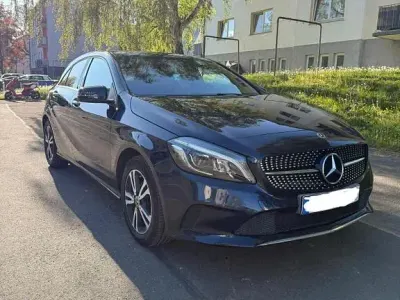 Brugt Mercedes A180 109 HK (80 kW) 2017 Blå Sedan