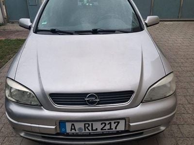 Second-hand Opel Astra 116 CP (85 kW) 1999 Negru Berlinǎ