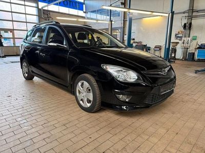 Gebraucht Hyundai i30 Edition 109 PS (80 kW) 2012 Schwarz Kombi