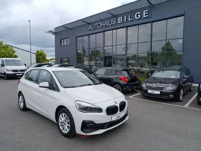 Gebraucht BMW 220 Active Tourer Advantage 192 PS (141 kW) 2019 Weiß Van / Kleinbus