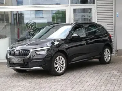 Gebraucht Skoda Kamiq Clever 110 PS (80 kW) 2021 Deep black perleffekt SUV
