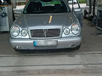 Gebraucht Mercedes E240