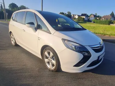 Gebraucht Opel Zafira Tourer Edition 150 PS (110 kW) 2013 Weiß Van / Kleinbus