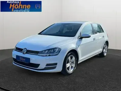 Używany VW Golf VII Comfortline 147 KM (108 kW) 2013 Biały Hatchback