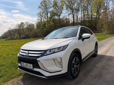 Gebraucht Mitsubishi Eclipse Cross 163 PS (119 kW) 2018 Weiß SUV