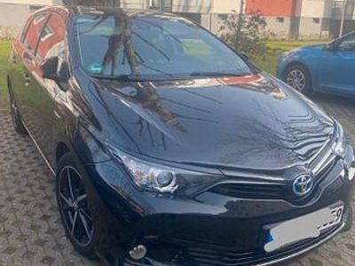 Gebraucht Toyota Auris Team 136 PS (100 kW) 2018 Schwarz Limousine