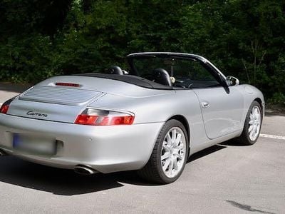 Usata Porsche 911 Carrera Cabriolet 320 CV (235 kW) 2003 Argento Cabrio