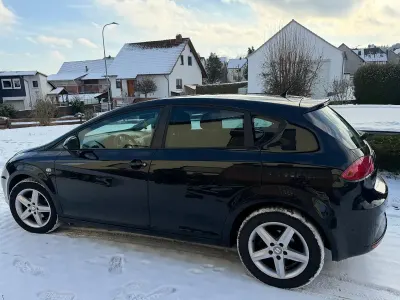 Gebraucht Seat Leon 105 PS (77 kW) 2012 Schwarz Limousine