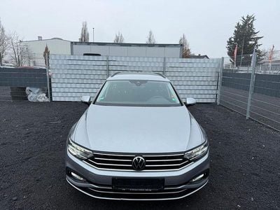 Silber Gebraucht 2021 VW Passat Business Limousine | 13.200 € (Etwas zu teuer)