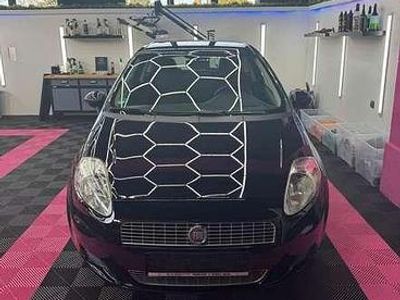 Gebraucht 2009 Fiat Punto Classica Limousine | 1.700 € (Fairer Preis)