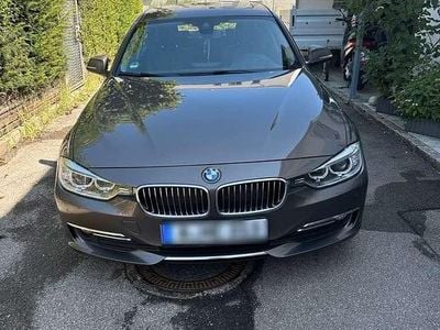 Gebraucht BMW 320 Luxury Line 184 PS (135 kW) 2013 Limousine