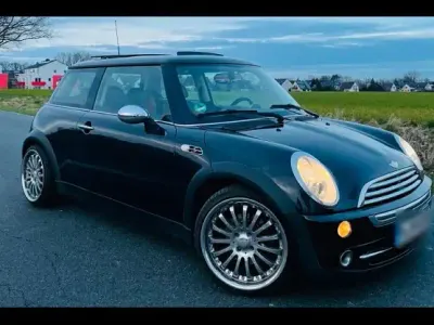 Gebraucht Mini Cooper 90 PS (66 kW) 2006 Schwarz Kleinwagen