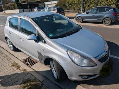 Gebraucht Opel Corsa 90 PS (66 kW) 2010 Silber Kleinwagen