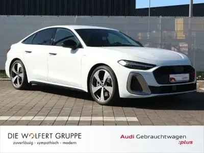 Gebraucht Audi A5 Edition .1 299 PS (219 kW) 2025 Gletscherweiß metallic Limousine