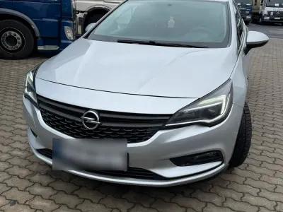 Gebraucht Opel Astra 95 PS (69 kW) 2017 Silber Kombi