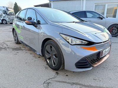 Grau Gebraucht 2022 Cupra Born Kleinwagen | 23.681 € (Fairer Preis)