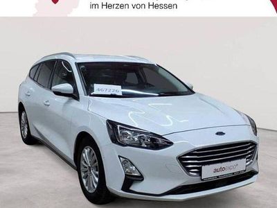 Gebraucht Ford Focus Titanium 120 PS (88 kW) 2019 Frostweiß Kombi