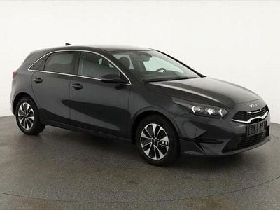 Grün Neu 2025 Kia Ceed Kleinwagen | 24.170 € (Fairer Preis)